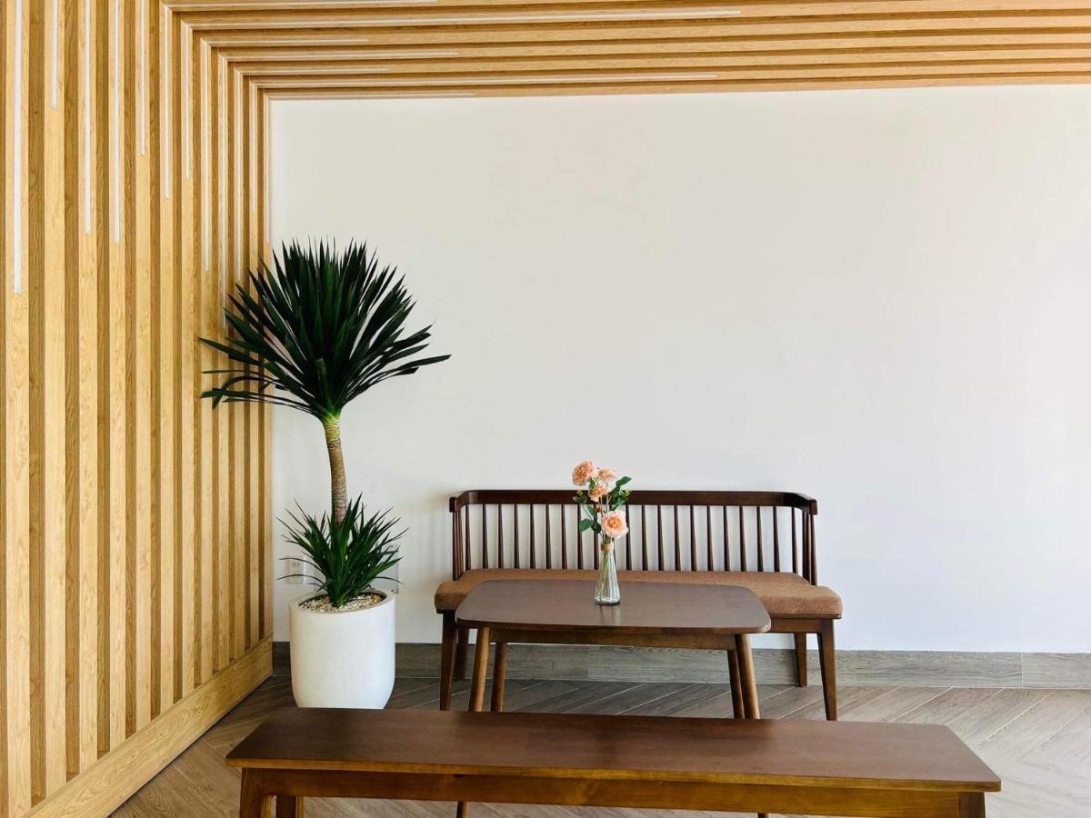 La Nha Homestay Hué Eksteriør billede